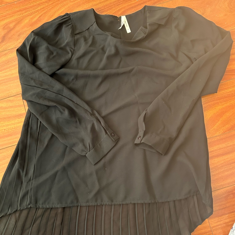 Truth Black Long Sleeve Top